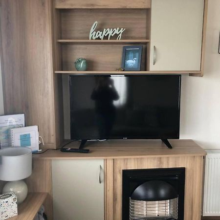 Lovely 3-Bed Caravan With Hot Tub In Lincolnshire Exterior foto